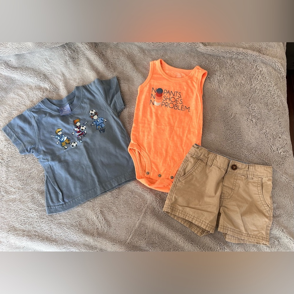 Boys bundle of shirts and shorts size 12 months